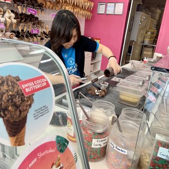 Marble Slab Creamery - D'lish Ice Cream Bar ~ Marble Slab ~ NEW  Veganna Split - Ice Cream & Frozen Yogurt Near Me - Edmonton, Alberta