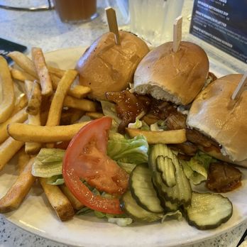 Oggi's - Pizza Near Me - San Diego, California Oggi's - Pizza Near Me - San Diego, California