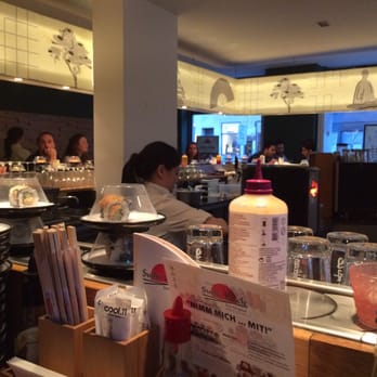 Sushi Circle - Conveyor - Sushi Bars Near Me - Berlin, BE