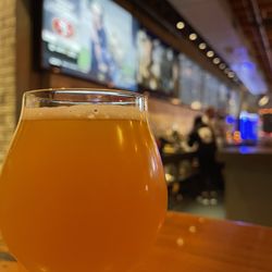 Tenaya Creek Brewery
