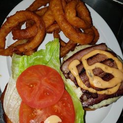 Goody’s Lake Como Inn - Bacon cheeseburger, onion rings
