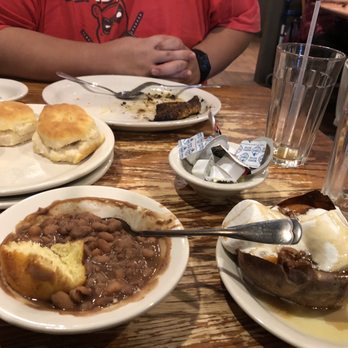 Cracker Barrel Old Country Store - Glasses been empty 15 minutes now - Southern Near Me - Jacksonville, Florida
