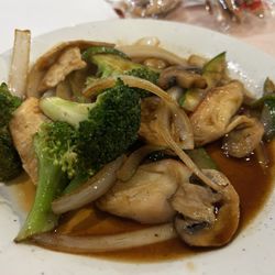 Hibachi stirfry, chicken and vegetables