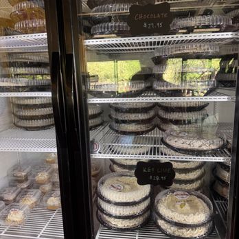 Pie Box - Desserts Near Me - Black Canyon City, Arizona Pie Box - Desserts Near Me - Black Canyon City, Arizona