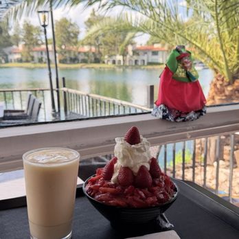 Sulbing - Strawberry yogurt - Desserts Near Me - Tempe, Arizona Sulbing - Strawberry yogurt - Desserts Near Me - Tempe, Arizona