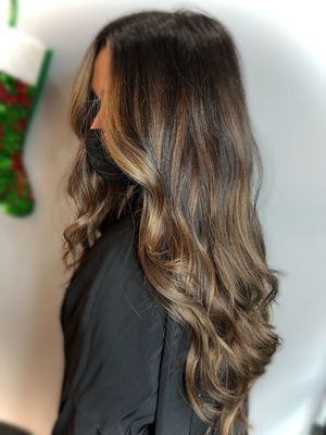 Valentino and Jet Hair Salon by null