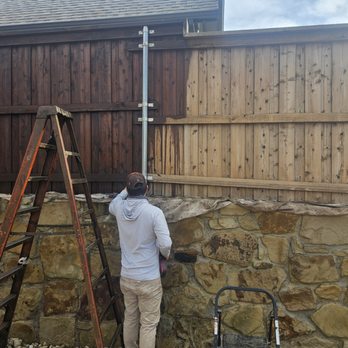 Top Tier Wood Staining - Fences & Gates Near Me