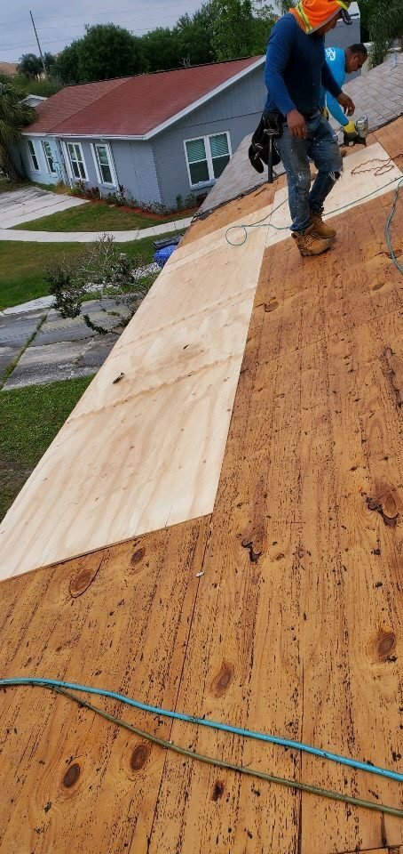 Slide of Surf & Turf Roofing