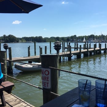 Skippers Pier - Seafood Near Me - Deale, Maryland