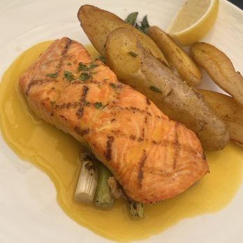 Park Place Restaurant & Bar - Salmon from lunch menu, delicious! - Bars Near Me - New Hyde Park, New York