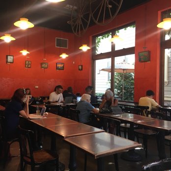 Mishka's Cafe - Coffee & Tea Near Me - Davis, California