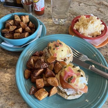 Corner Kitchen - Benedict Du Jour - Breakfast & Brunch Near Me - Asheville, North Carolina