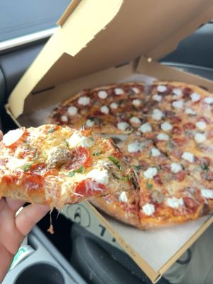 Leonardi's Pizza by null
