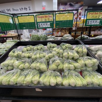 Super FL Mart - weekly sale prices for veggies - International Grocery Near Me - Mineola, New York