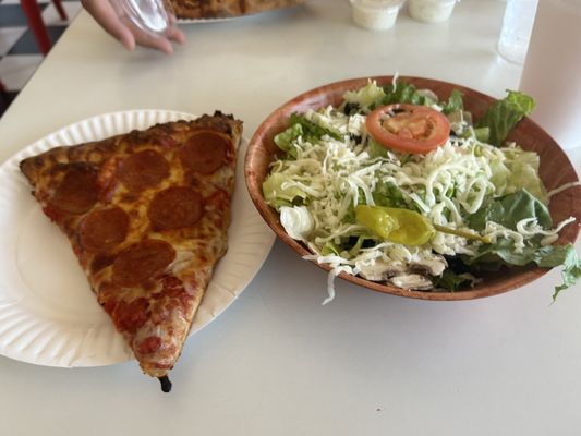 Rubino's Pizza by null