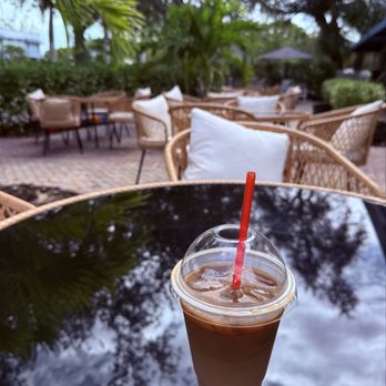 Bean To Cup Coffee Lounge - Perfect cold brew on the Bean to Cup patio - Coffee & Tea Near Me - Naples, Florida Bean To Cup Coffee Lounge - Perfect cold brew on the Bean to Cup patio - Coffee & Tea Near Me - Naples, Florida