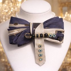 Broad Ripple Art Fair - Ruthie's Black and Navy BowTie Elegance
