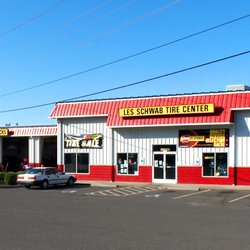 Les Schwab Tire Center