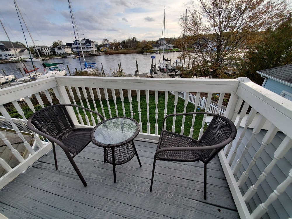 INN AT RIVER’S EDGE MARINA Updated August 2024 27 Photos 223 E