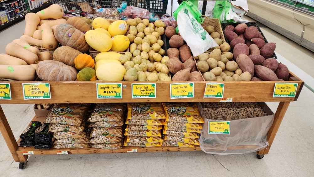 GOMARLO’S SUPERMARKET BUTCHER SHOP. Updated October 2024 765 W