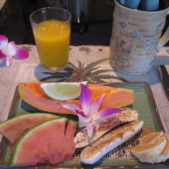 Honu Kai Bed & Breakfast - Fresh fruit served before hot entree - Bed & Breakfast Near Me - Kailua Kona, Hawaii Honu Kai Bed & Breakfast - Fresh fruit served before hot entree - Bed & Breakfast Near Me - Kailua Kona, Hawaii