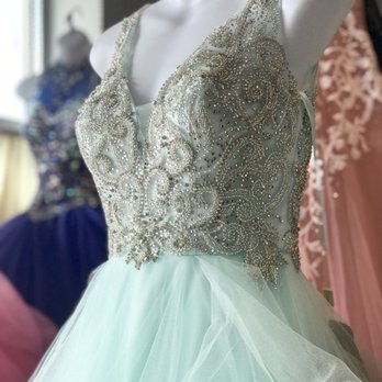 Jeanett's Boutique - Sewing & Alterations Near Me - Seatac, Washington Jeanett's Boutique - Sewing & Alterations Near Me - Seatac, Washington