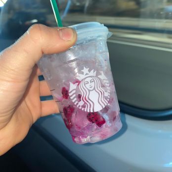 Starbucks - Coffee & Tea Near Me - Sacramento, California Starbucks - Coffee & Tea Near Me - Sacramento, California
