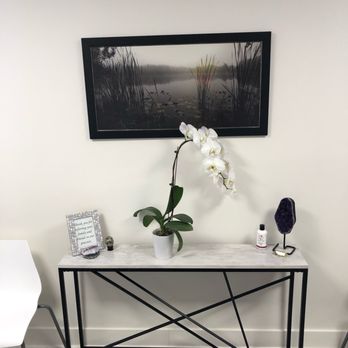 Masangkay Chiropractic - Treatment room 1 - Chiropractors Near Me - Encino, California