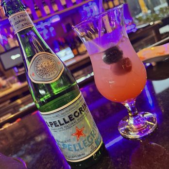 Thai Delight Kitchen Sushi And Bar - Pink berry mocktail and sparkling water - Thai Near Me - Grayson, Georgia Thai Delight Kitchen Sushi And Bar - Pink berry mocktail and sparkling water - Thai Near Me - Grayson, Georgia