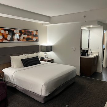 The Godfrey Hotel Chicago - Hotels Near Me - Chicago, Illinois The Godfrey Hotel Chicago - Hotels Near Me - Chicago, Illinois