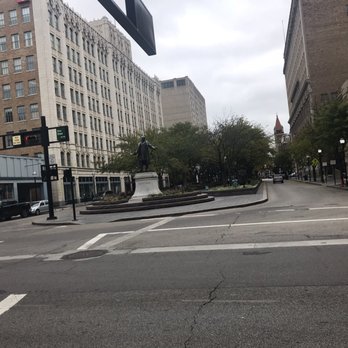 Piatt Park - James Garfield Statue - Parks Near Me - Cincinnati, Ohio
