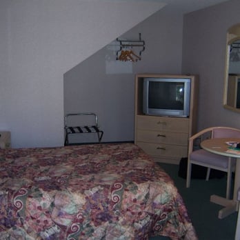 Parkside Inn - Hotels Near Me - Mackinaw City, Michigan Parkside Inn - Hotels Near Me - Mackinaw City, Michigan