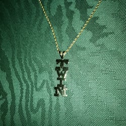 Robann's Jewelers - Twin Charm made by Robann's