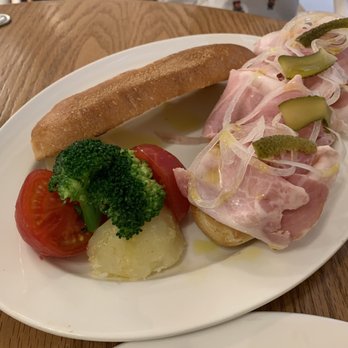 HARBS SoHo - Ham Sandwich - Bakeries Near Me - New York, New York HARBS SoHo - Ham Sandwich - Bakeries Near Me - New York, New York