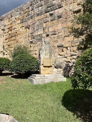 Passeig Arqueològic by null