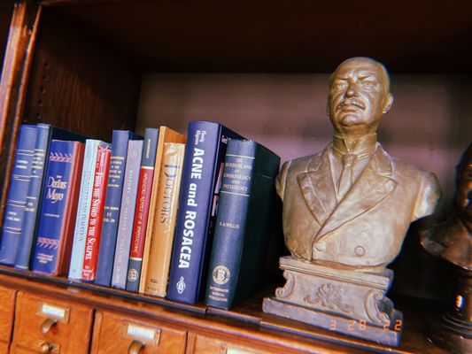 The Mütter Museum at The College of Physicians of Philadelphia by null