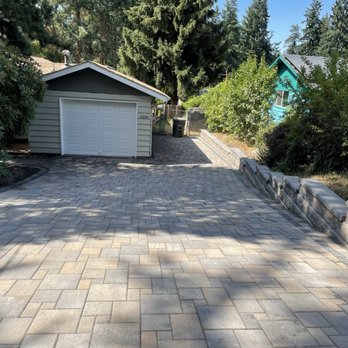 System Pavers - Driveway - Masonry/Concrete Near Me - Tacoma, Washington