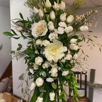 Helen's Flower Shop - The beautiful and special standing spray Mike created for a celebration of life. - Florists Near Me - Oakland, California