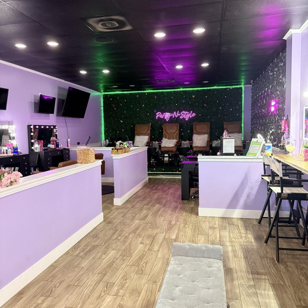 Party N Style - Salon - Hair Salons Near Me - Lutz, Florida Party N Style - Salon - Hair Salons Near Me - Lutz, Florida