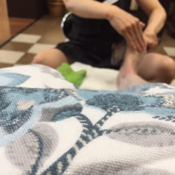 Fancy Nail Salon - The first place that's ever given me a blanket during a pedicure! - Nail Salons Near Me - Avon, Connecticut Fancy Nail Salon - The first place that's ever given me a blanket during a pedicure! - Nail Salons Near Me - Avon, Connecticut