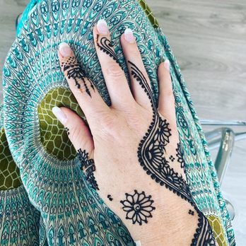 Studio 13 Nailtique - Henna - Nail Salons Near Me - Naples, Florida