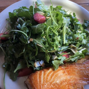 Forge Pizza - Arugula salad with salmon - Pizza Near Me - Oakland, California