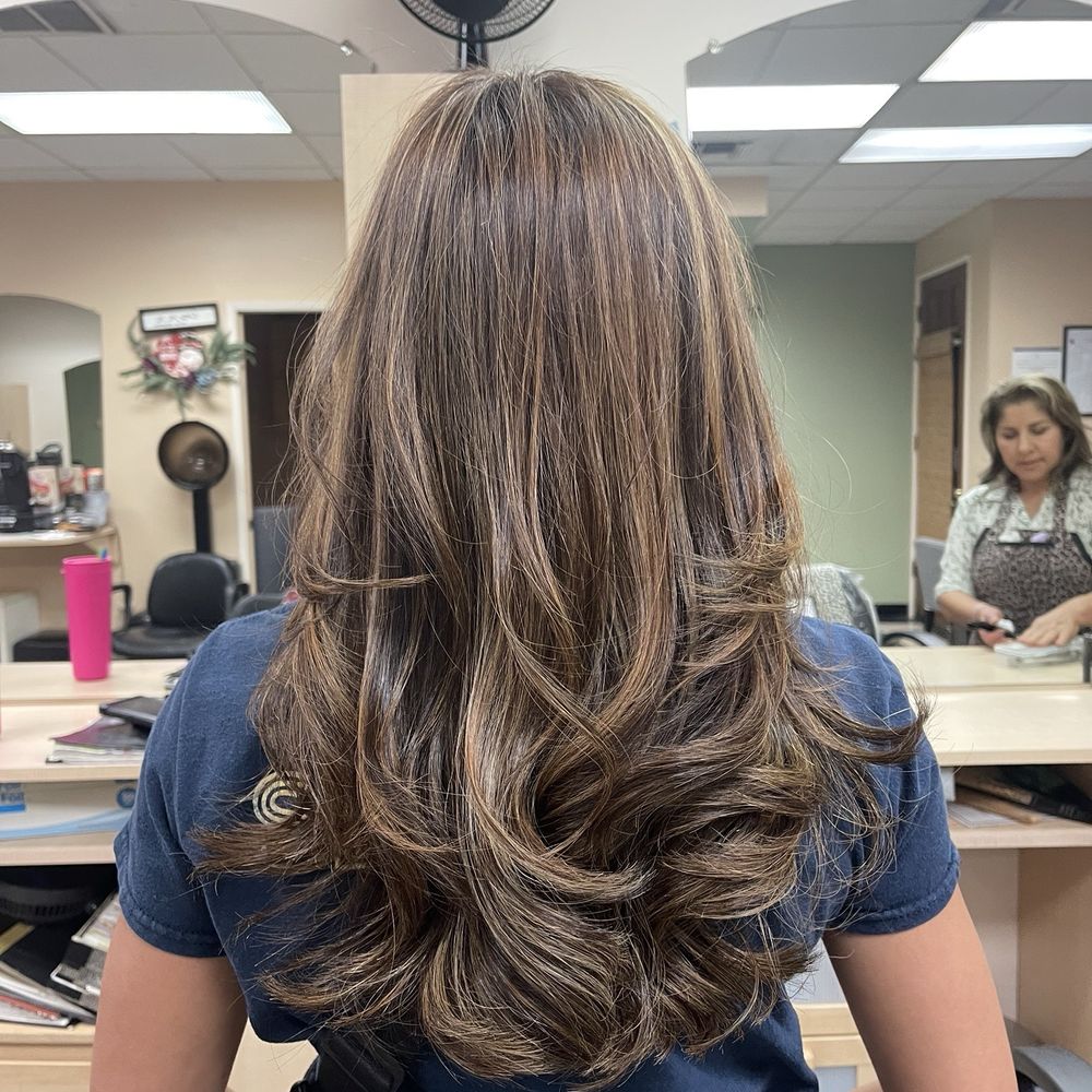 Studio E Beauty Salon - Hair Salons Near Me - Covina, California Studio E Beauty Salon - Hair Salons Near Me - Covina, California