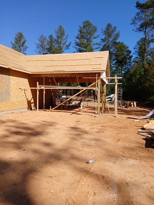 Green Light Construction Logo