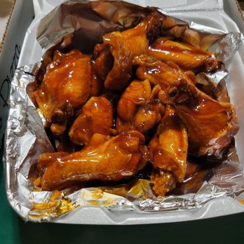 Uncle Reds Pizzeria - Wings - Pizza Near Me - Bellflower, California