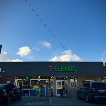 7-Eleven - the front of the store - Convenience Stores Near Me - Denver, Colorado