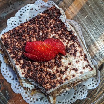 Green Table Cafe - Tiramisu - Cafes Near Me - Los Angeles, California