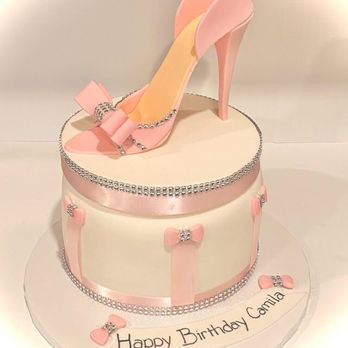 Yo Yo's Cakes - Strawberry lemon and cream cake :) - Bakeries Near Me Yo Yo's Cakes - Strawberry lemon and cream cake :) - Bakeries Near Me