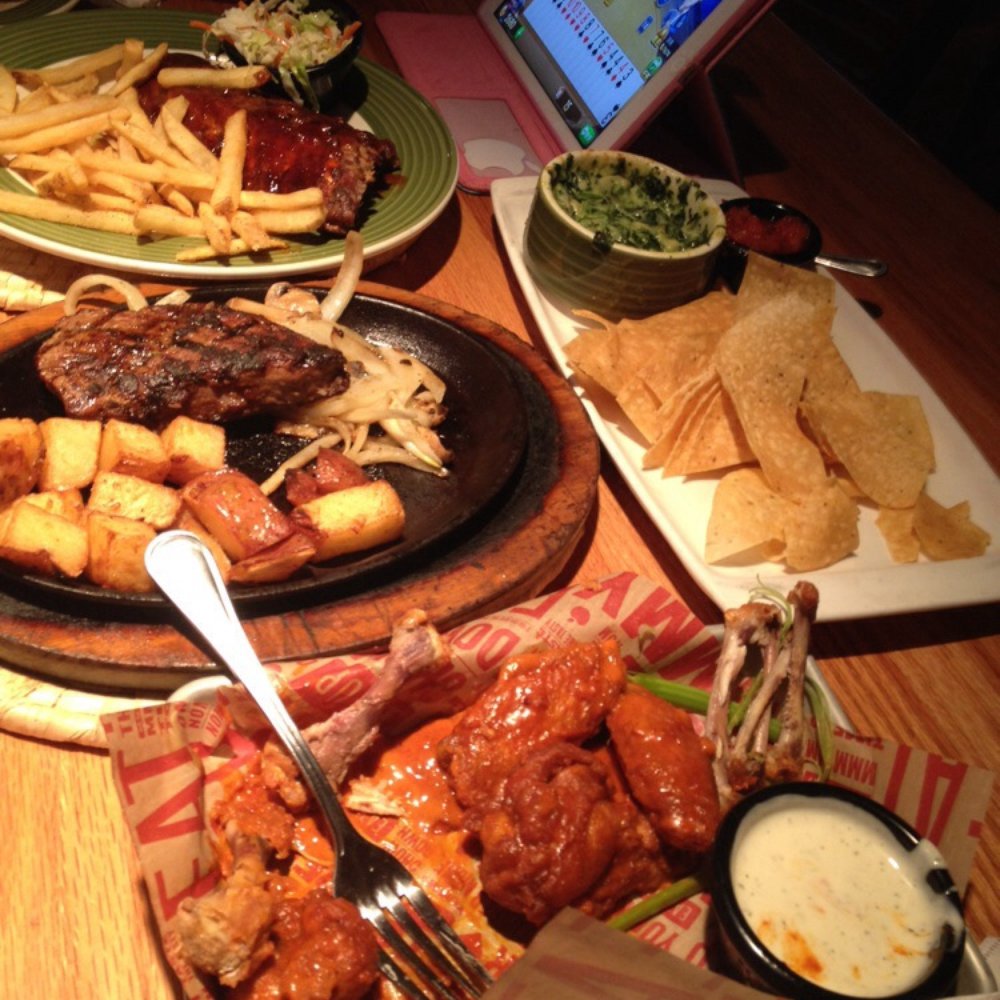 Applebee's Grill + Bar - American Near Me - Hendersonville, North Carolina