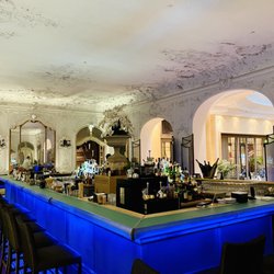 Falk's Bar